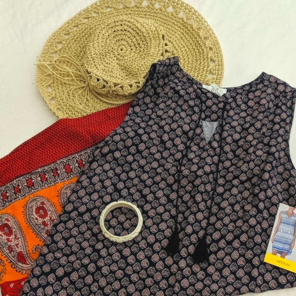 NWT Swimsuit cover up dress BeachLunchLounge